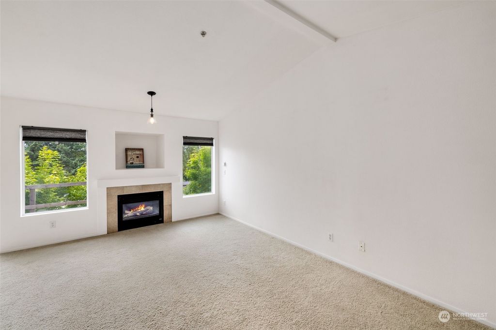 Photo of 10825 SE 200th Street #H302, Kent, WA 98031 (MLS # 2140380)