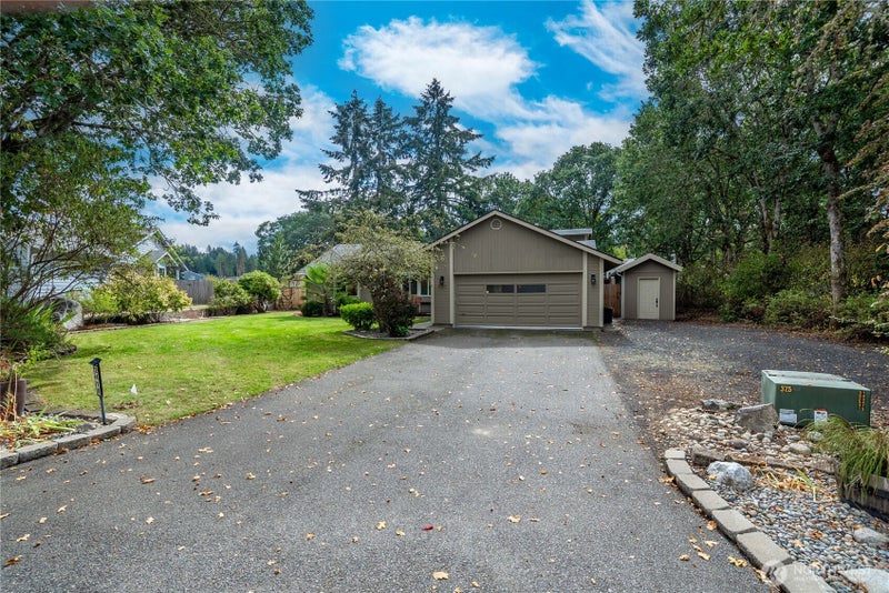 2410 Leah Court SE