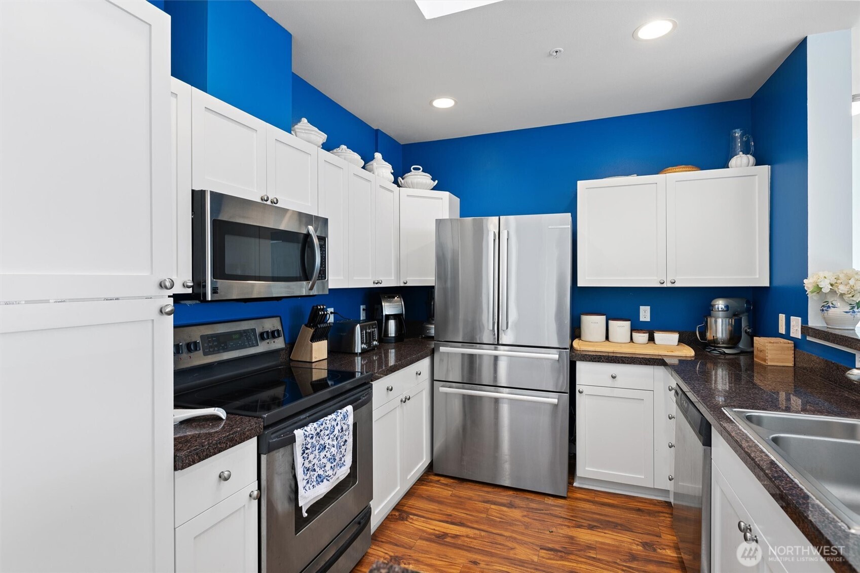 5600 Harbour Pointe Boulevard 1-407