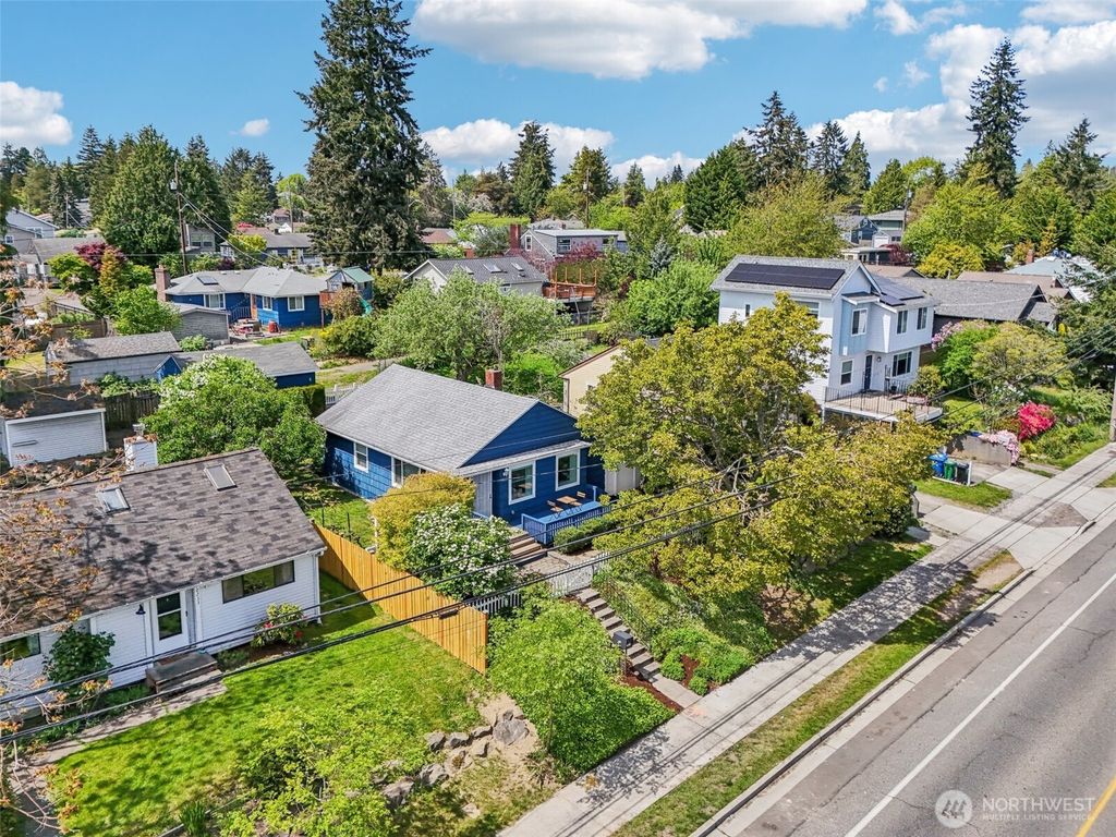 Photo of 10229 35th Avenue SW, Seattle, WA 98146 (MLS # 2374979)