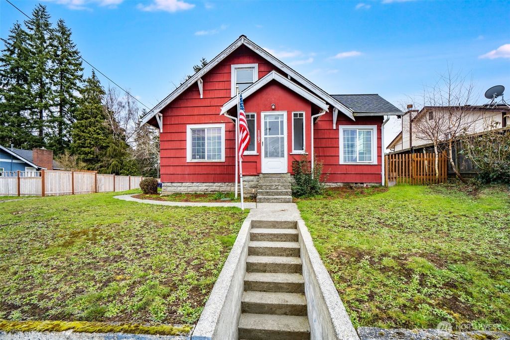 Photo of 1105 S Orchard Street, Tacoma, WA 98465 (MLS # 2482321)