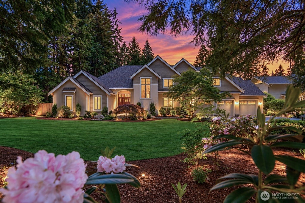 Photo of 13266 NE 47th Street, Bellevue, WA 98005 (MLS # 2587367)