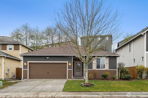 Photo of 2010 186th Street Ct E, Spanaway, WA 98387 (MLS # 2457867)