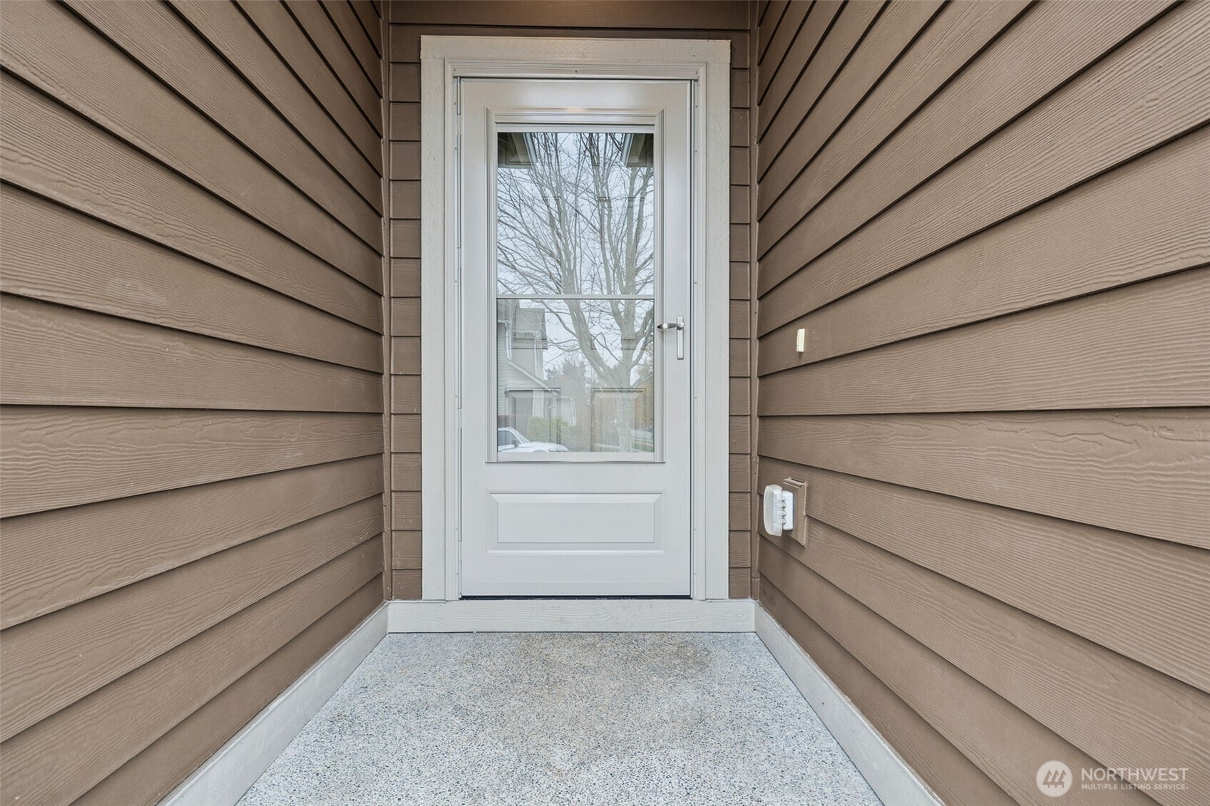 2010 186th Street Ct E