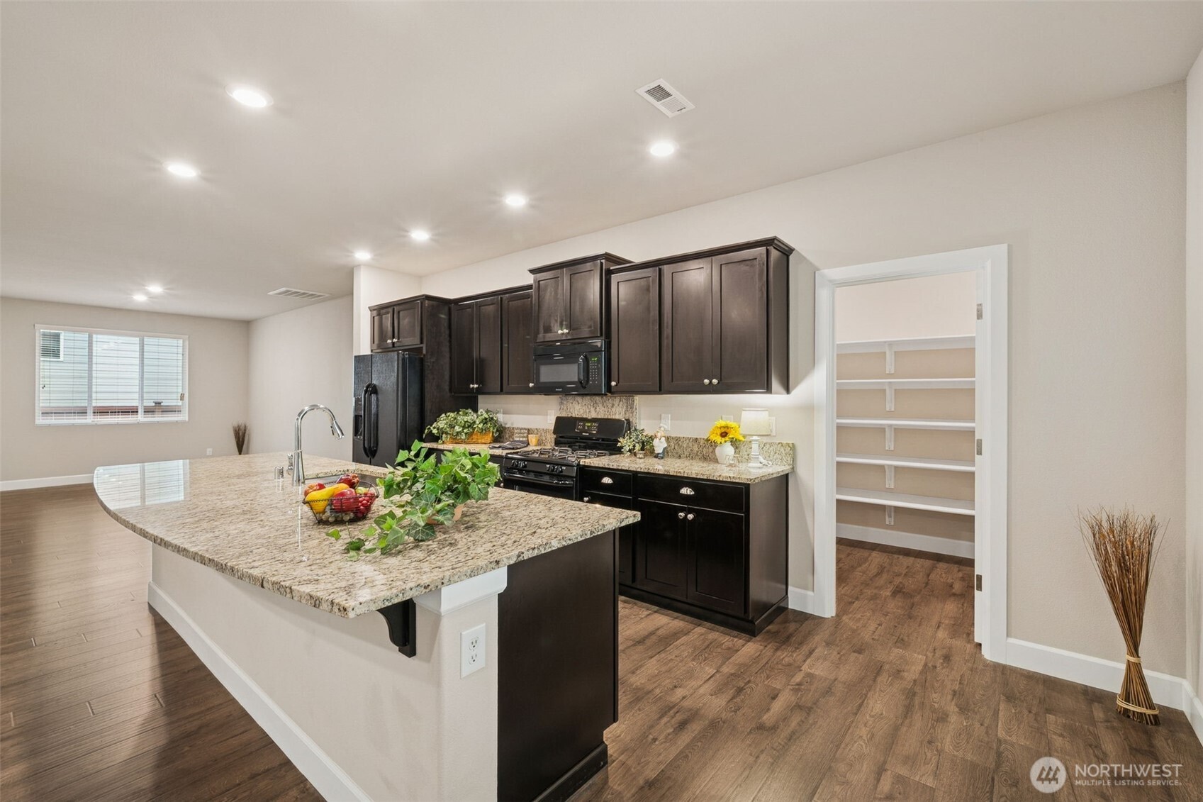 2010 186th Street Ct E