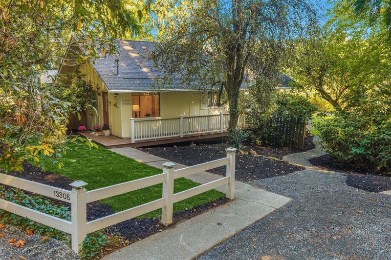 13806 W Lake Kathleen Dr SE