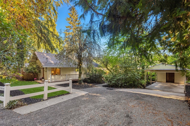 13806 W Lake Kathleen Dr SE