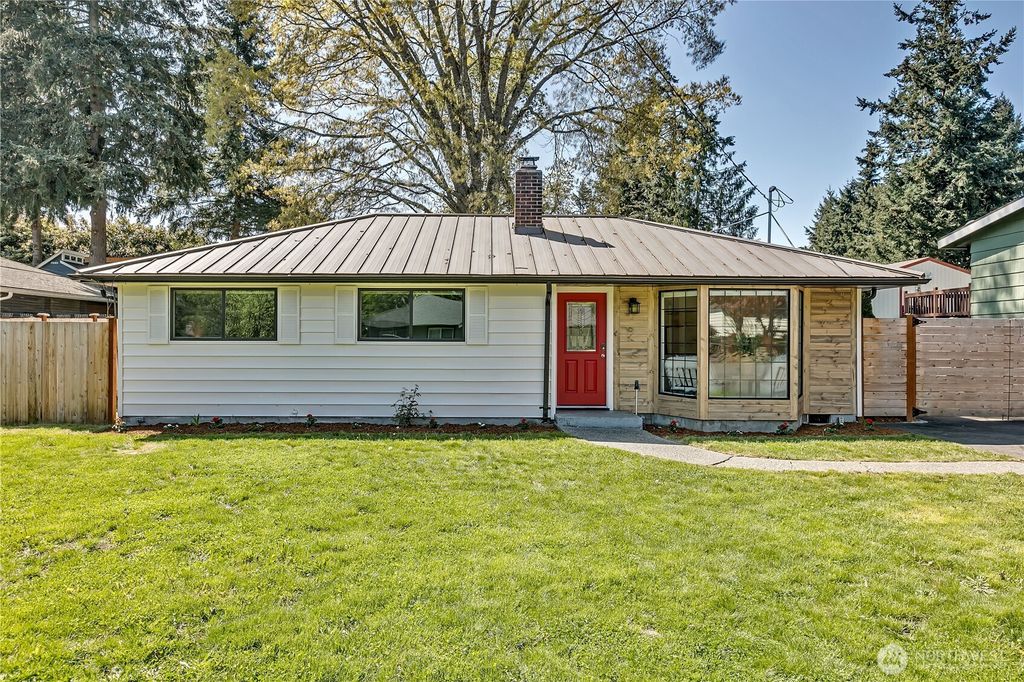 Photo of 19623 10th Avenue S, Des Moines, WA 98148 (MLS # 2365301)