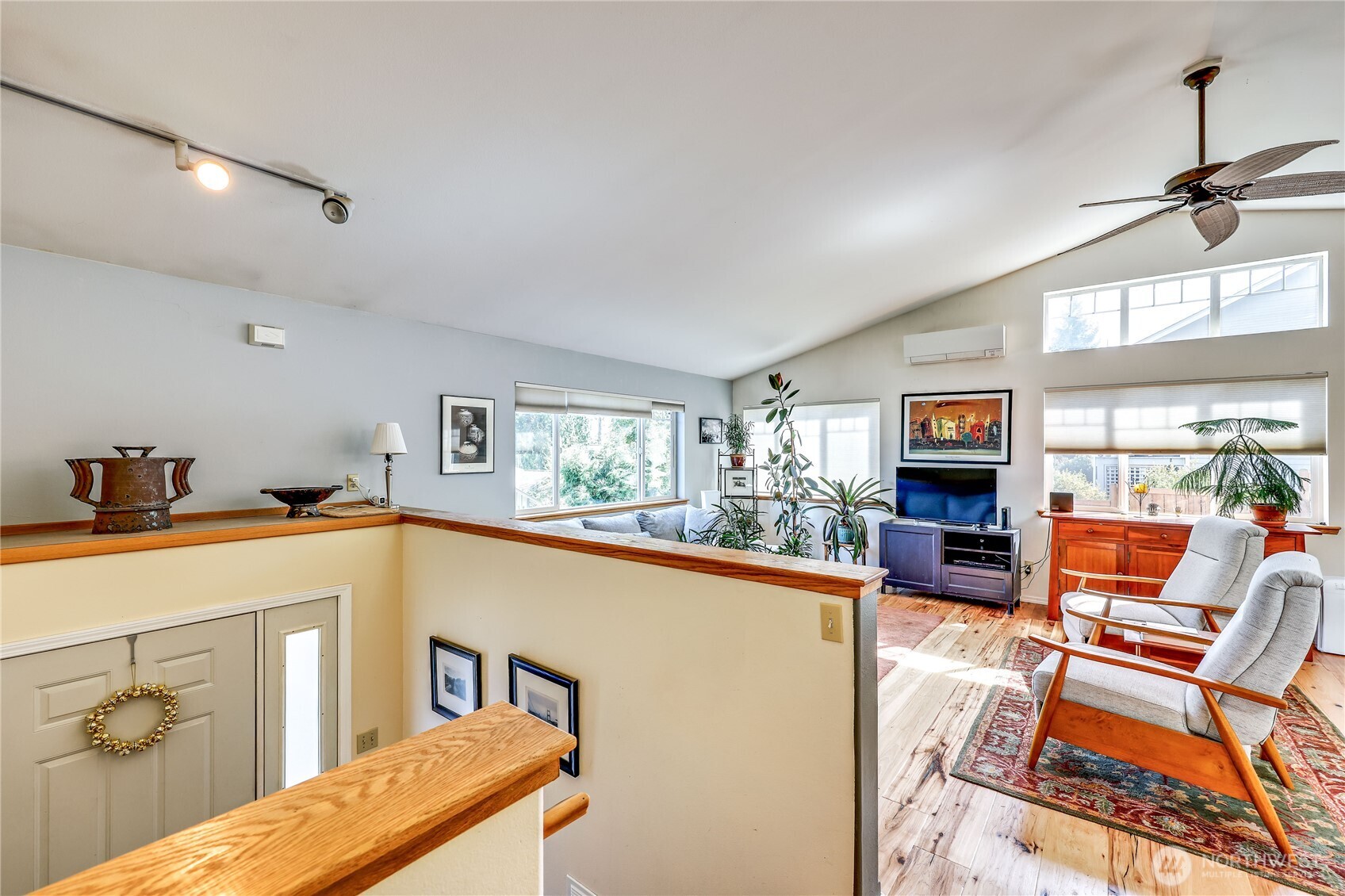 4243 Holcomb Street