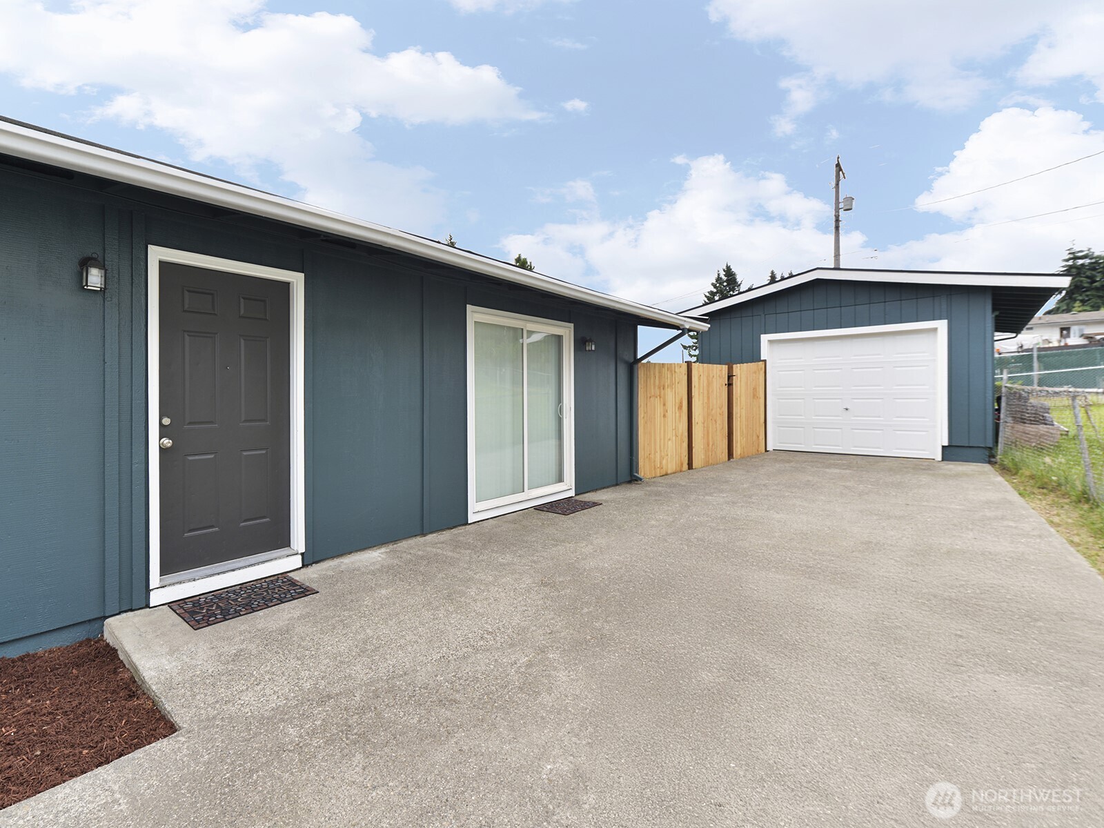 1130 E 51st Street