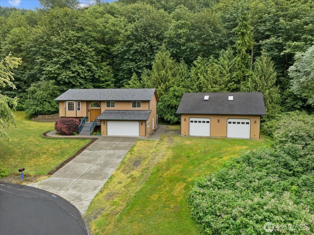 Photo of 14026 272nd Street NE, Arlington, WA 98223 (MLS # 2381975)