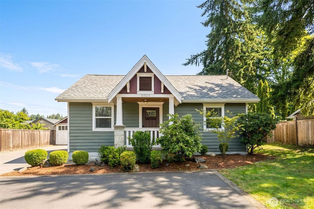 Photo of 11303 86th Avenue E, Puyallup, WA 98373 (MLS # 2492598)