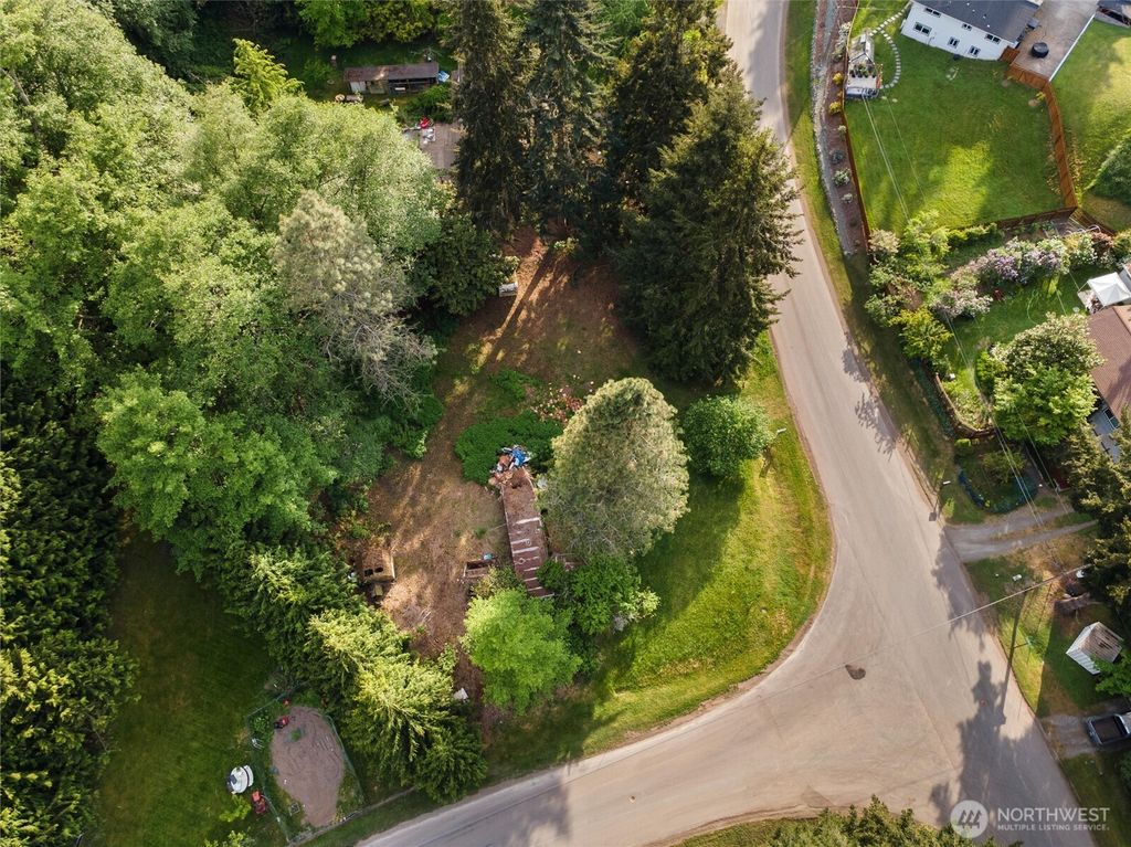 Photo of 2844 Sunlight Drive, Clinton, WA 98236 (MLS # 2515570)