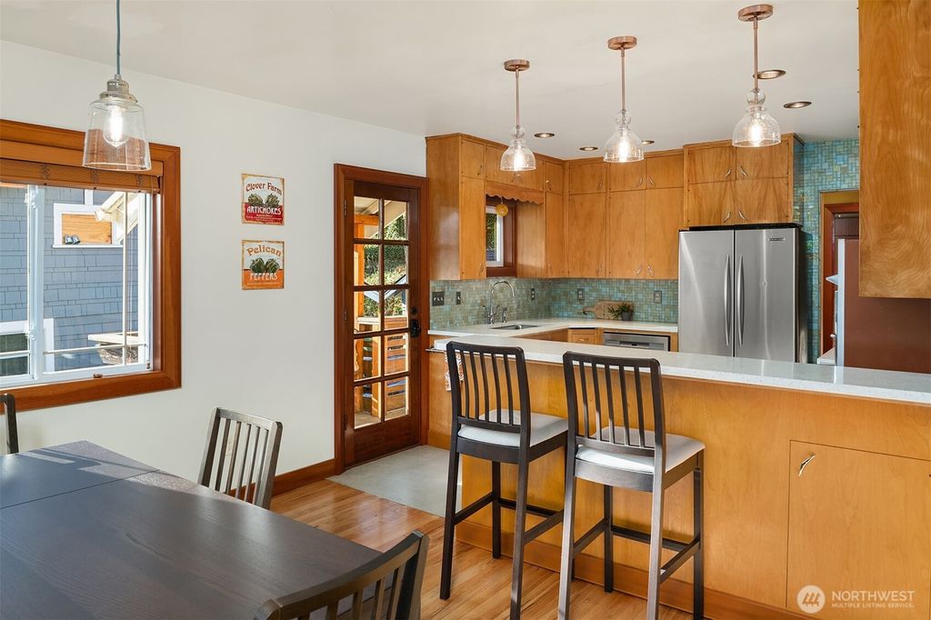 Photo of 5217 5th Avenue NE, Seattle, WA 98105 (MLS # 2471001)