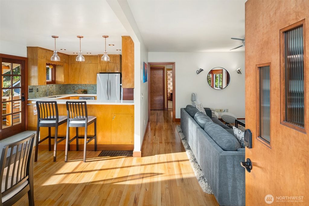 Photo of 5217 5th Avenue NE, Seattle, WA 98105 (MLS # 2471001)