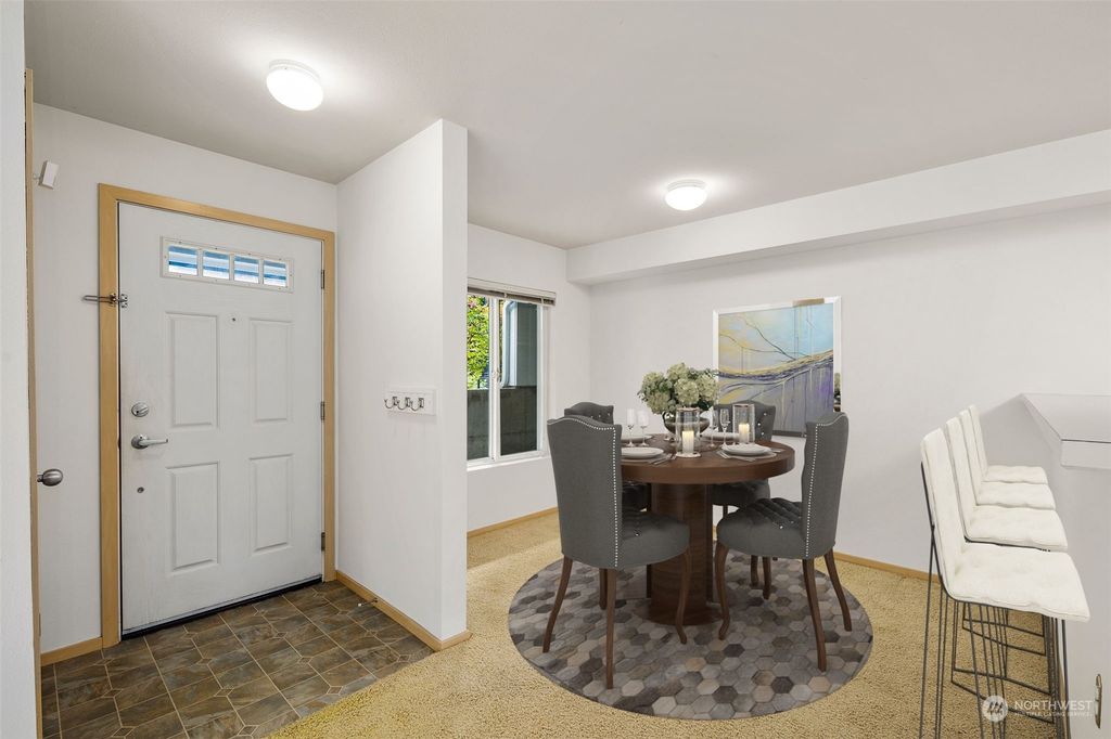 Photo of 5541 Lakemont Boulevard SE #802, Bellevue, WA 98006 (MLS # 2008495)