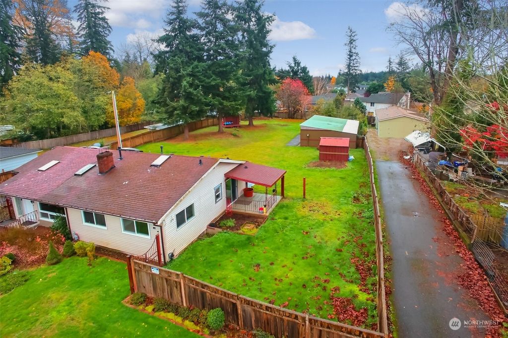 Photo of 835 SW 312th Street, Federal Way, WA 98023 (MLS # 2311028)