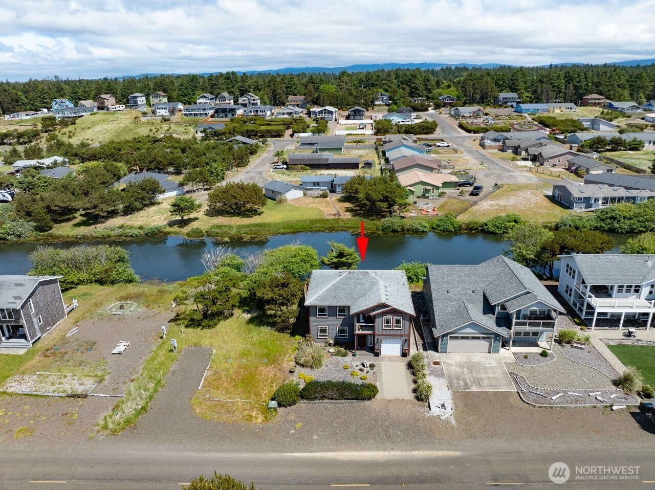 32500 G St