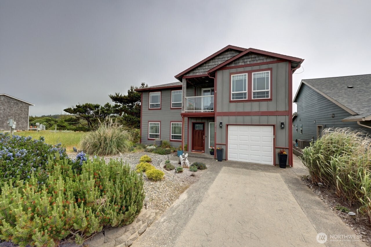 32500 G St