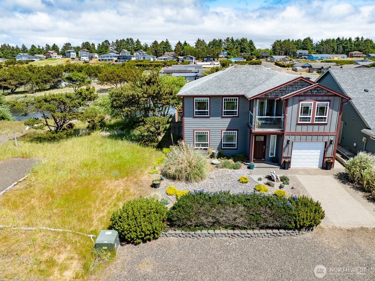 32500 G St