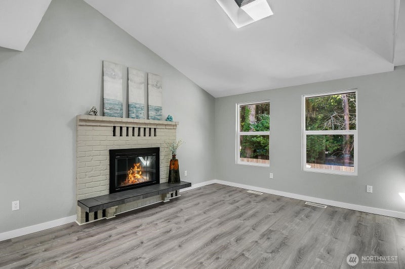 235 Dennis Street SW