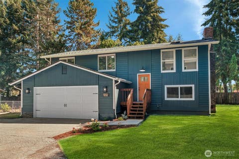 Photo of 235 Dennis Street SW, Tumwater, WA 98501 (MLS # 2572883)