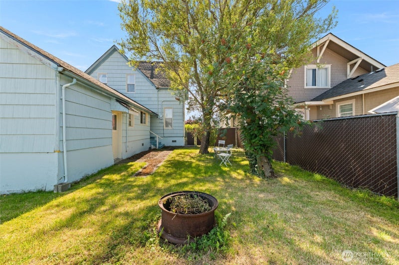 706 6th Street