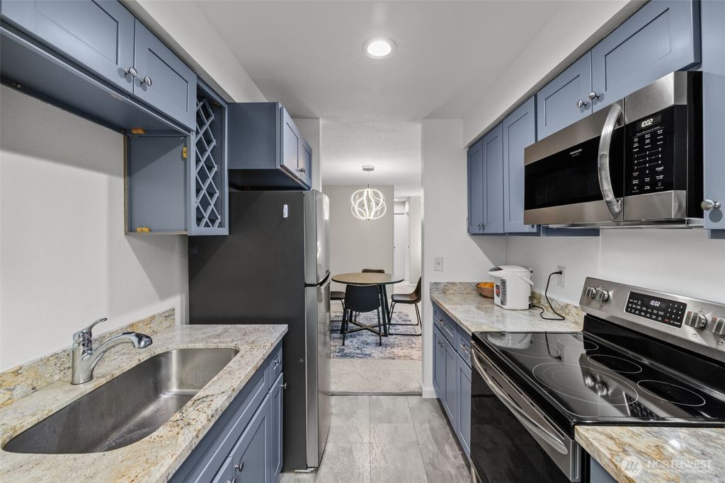 Photo of 21925 7th Ave S Ave #101, Des Moines, WA 98198 (MLS # 2428690)