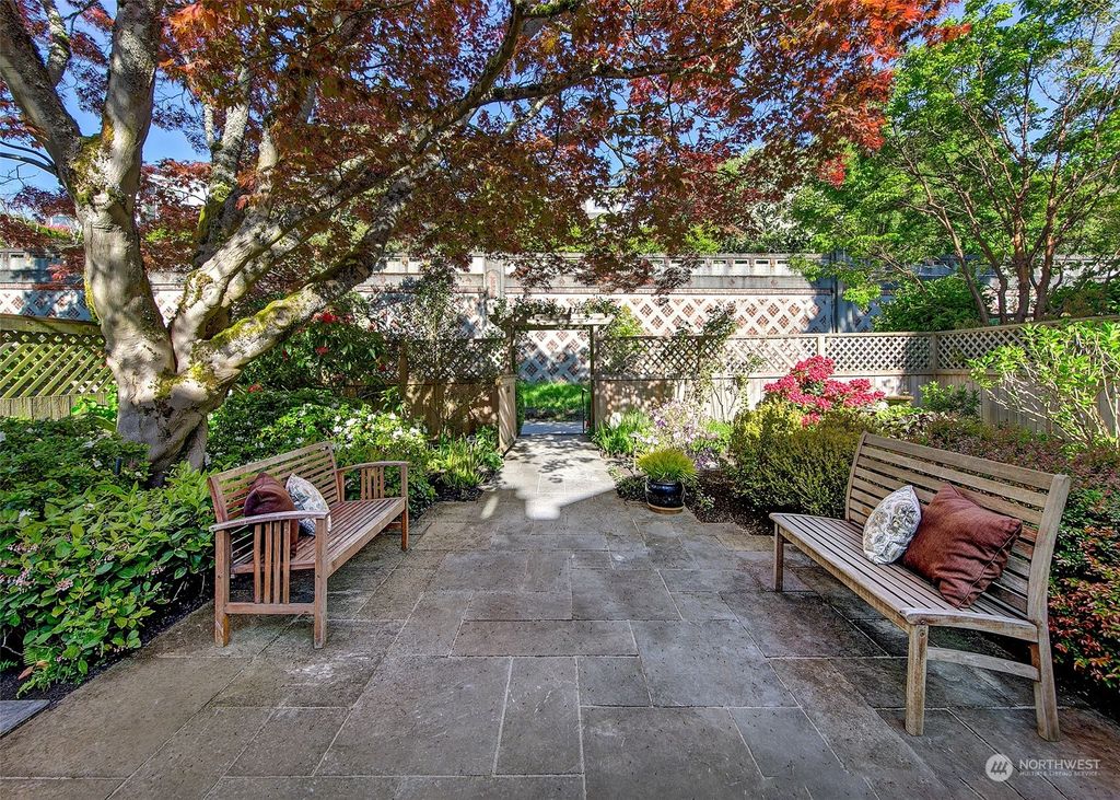Photo of 1613 8th Avenue W, Seattle, WA 98119 (MLS # 2235712)