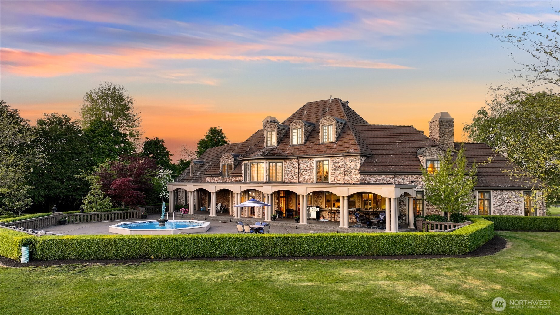 7245 Barbers Grove Lane