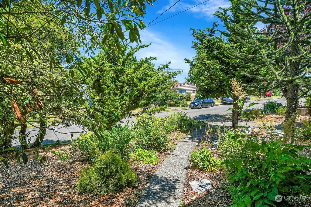 Photo of 4841 S Kenny Street, Seattle, WA 98118 (MLS # 2261284)