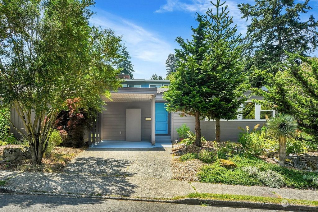 Photo of 4841 S Kenny Street, Seattle, WA 98118 (MLS # 2261284)