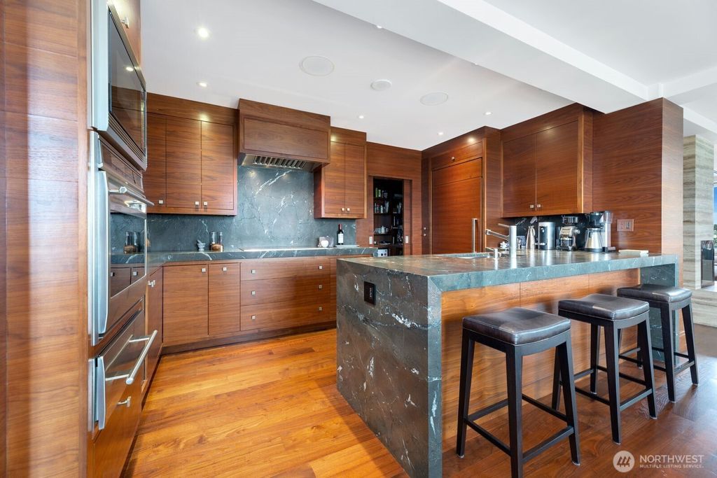 Photo of 1300 University Street #11A, Seattle, WA 98101 (MLS # 2464967)