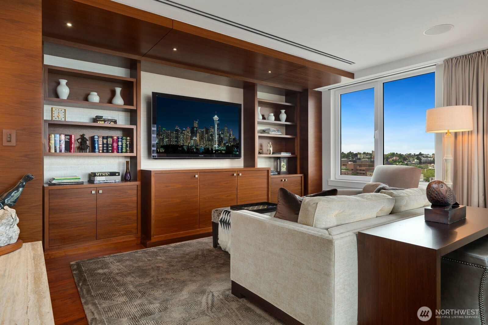 1300 University Street 11A