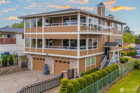 Photo of 11031 Cornell Avenue S, Seattle, WA 98178 (MLS # 2379603)