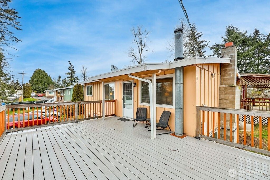 Photo of 27212 116th Place SE, Kent, WA 98030 (MLS # 2331660)