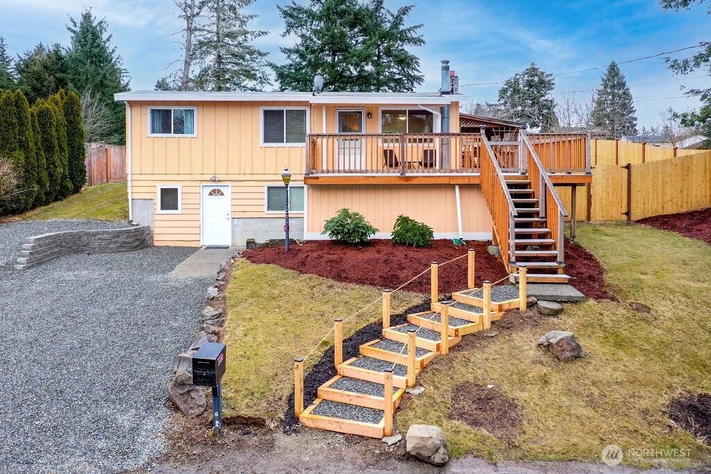 Photo of 27212 116th Place SE, Kent, WA 98030 (MLS # 2331660)