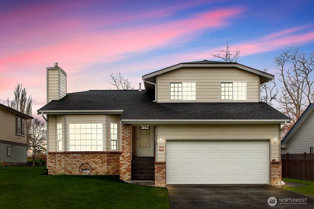 Photo of 7969 W Golf Course Drive, Birch Bay, WA 98230 (MLS # 2478486)