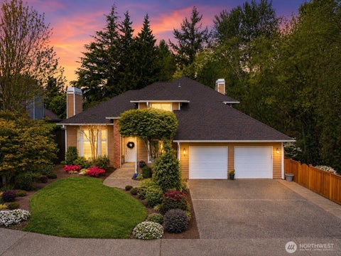 Photo of 11738 SE 78th Place, Newcastle, WA 98056 (MLS # 2518255)