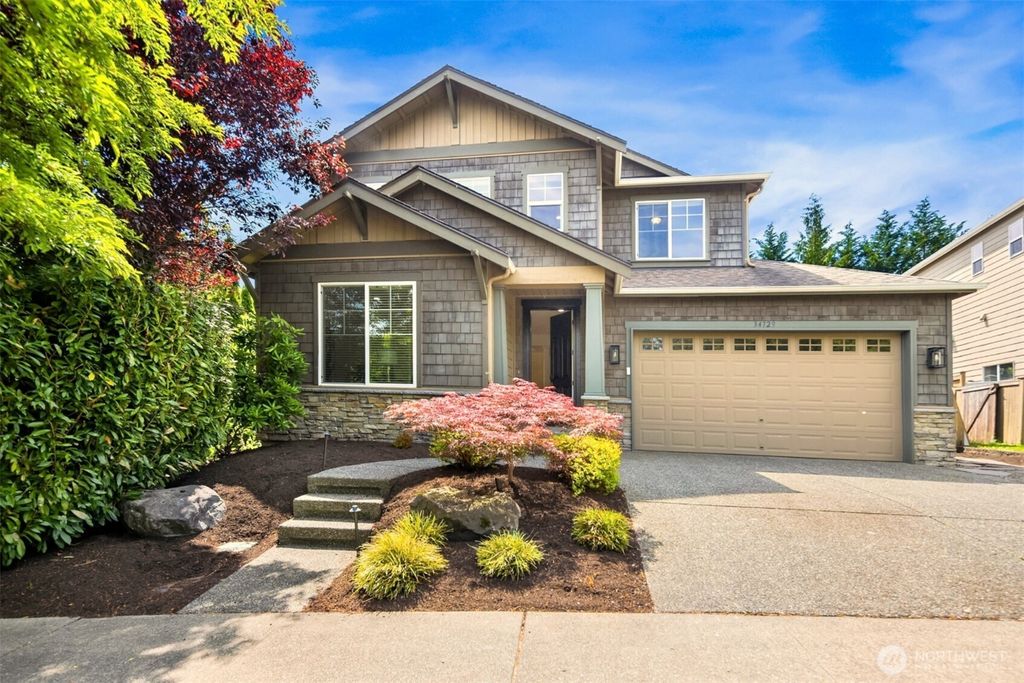 Photo of 34729 SE Bybee Street, Snoqualmie, WA 98065 (MLS # 2383169)
