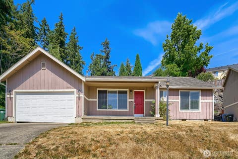 Photo of 13004 8th Avenue E, Tacoma, WA 98445 (MLS # 2565145)