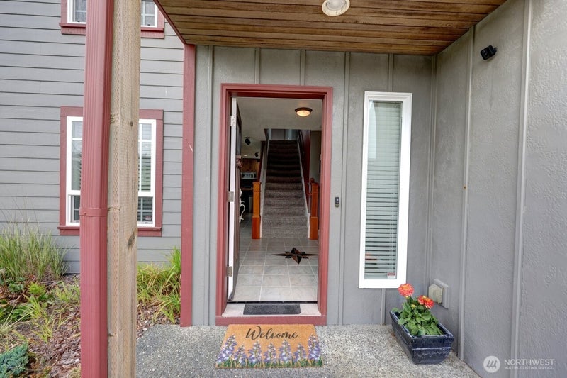 32500 G St