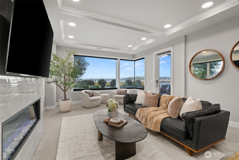 4907 Main Street 101