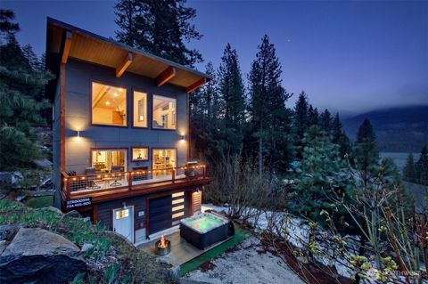 Photo of 23119 Lake Wenatchee Hwy, Leavenworth, WA 98826 (MLS # 2510211)