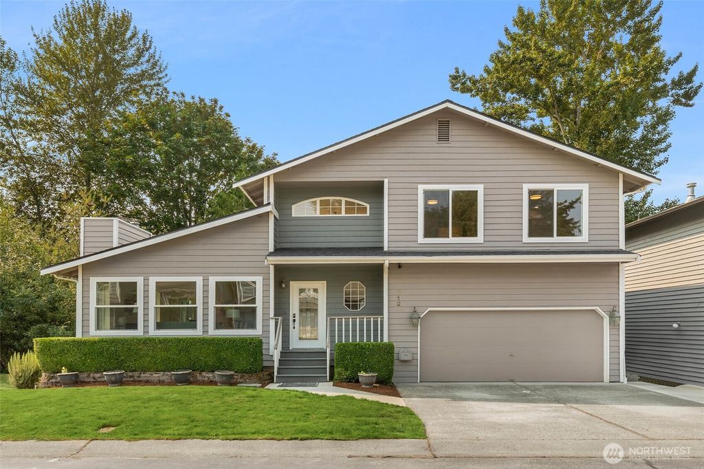 Photo of 6129 115th Place SE, Bellevue, WA 98006 (MLS # 2430912)