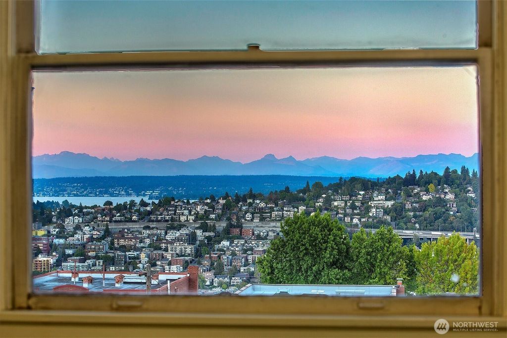 Photo of 1902 Bigelow Avenue N #301, Seattle, WA 98109 (MLS # 2393126)