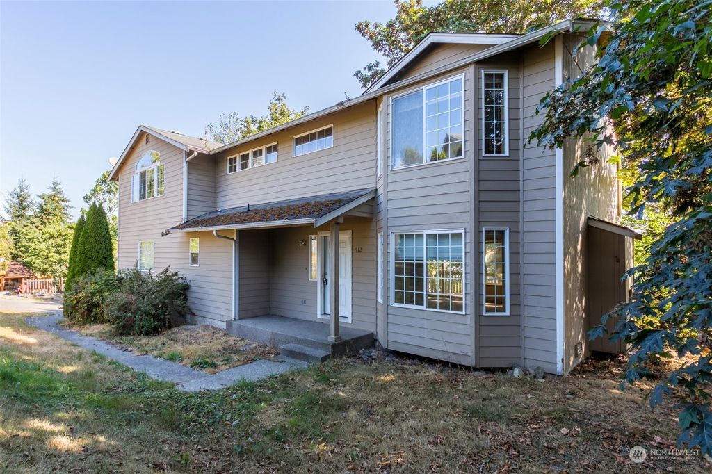 Photo of 512 21st Avenue Ct E, Milton, WA 98354 (MLS # 1977658)
