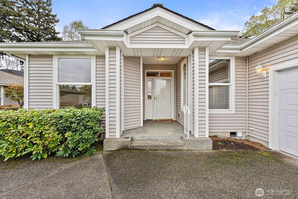 Photo of 8816 71ST Street Ct SW, Lakewood, WA 98498 (MLS # 2512822)