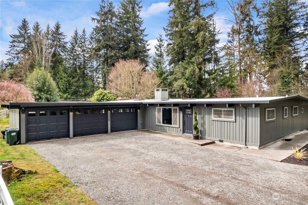 Photo of 23409 167th Place SE, Kent, WA 98042 (MLS # 2216115)