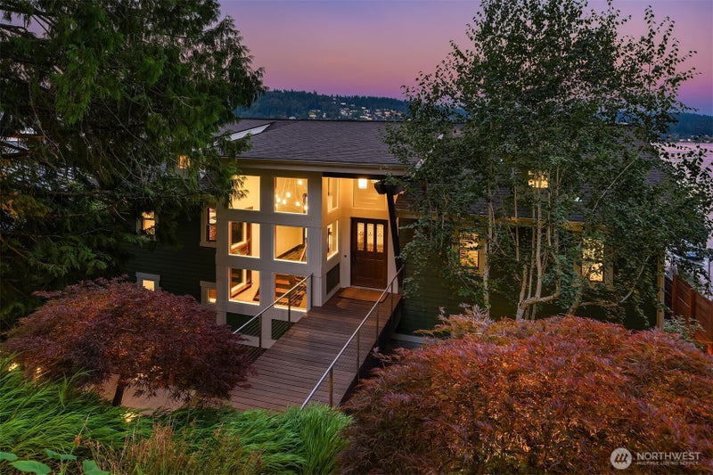 1624 Mallard Lane